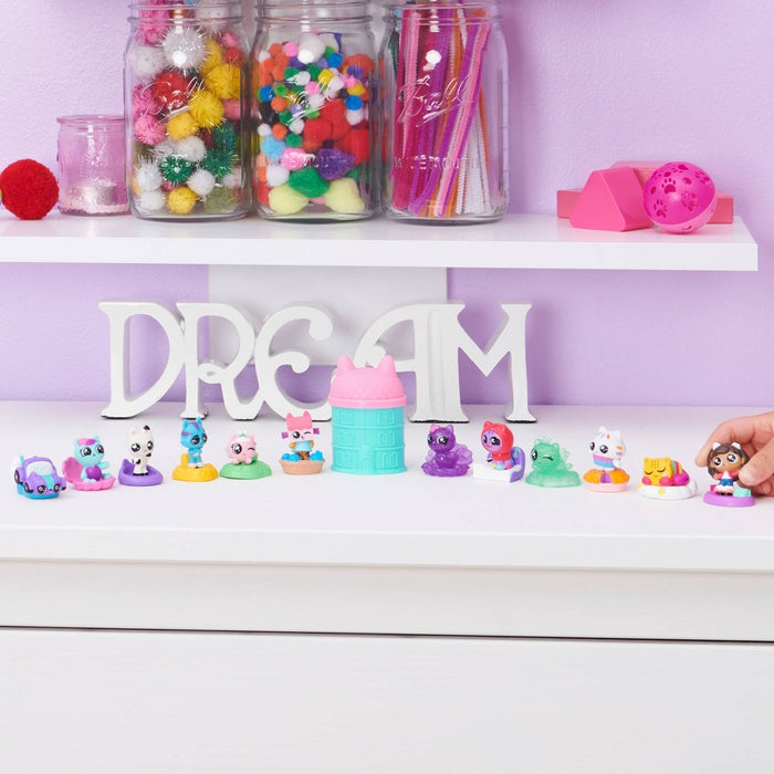 Gabby's Dollhouse Surprise Mini Figure