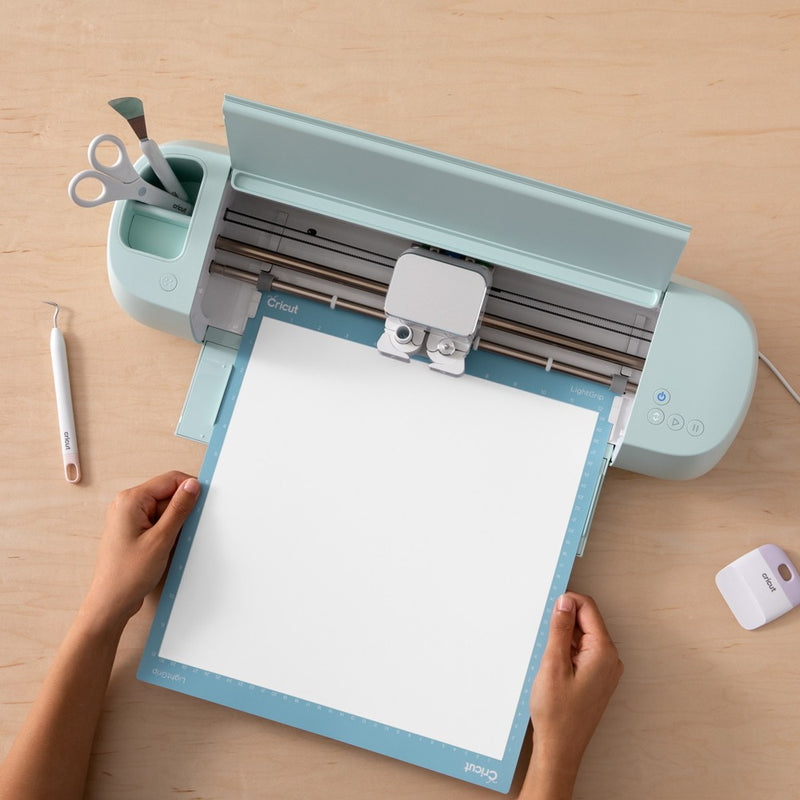 Cricut 12" x 24" Everyday Iron-On - White