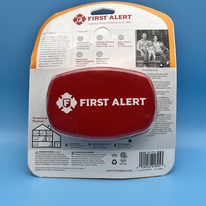 First Alert SA320 Battery Powered Smoke Detector with Photoelectric and Ionization Sensors