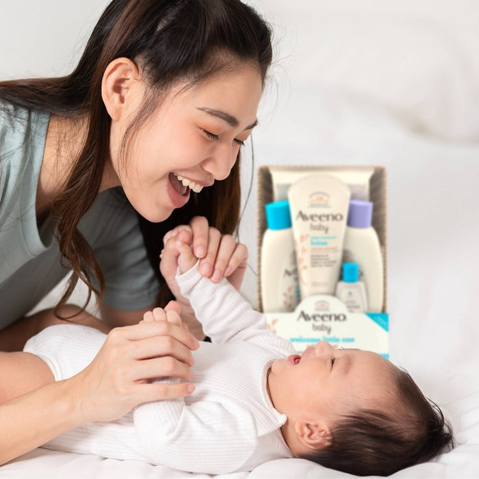 Aveeno Welcome Little One Bath and Body Gift Set - 5ct