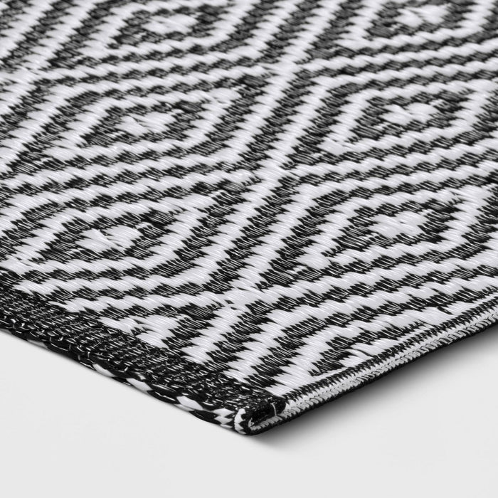 24"x36" Diamond Indoor/Outdoor Rug Black/White - Room Essentials™