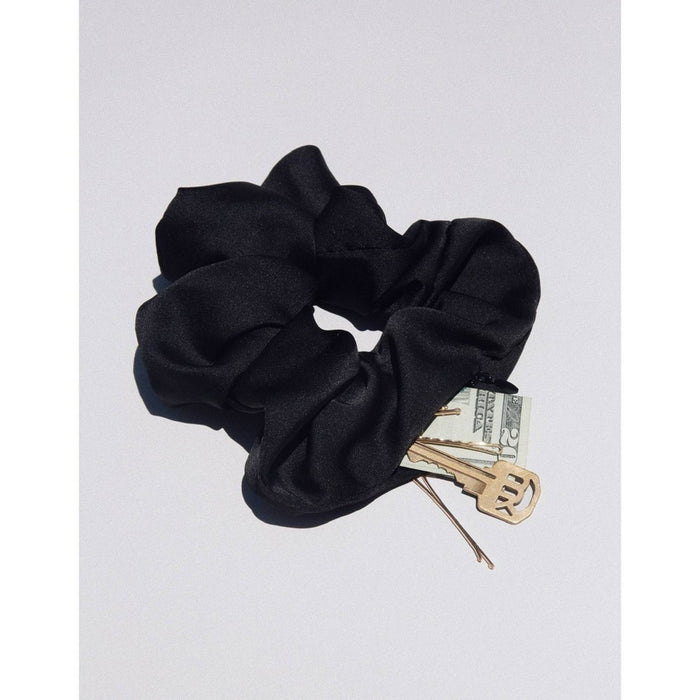 Kristin Ess The Hidden Pocket Scrunchie Hair Elastic