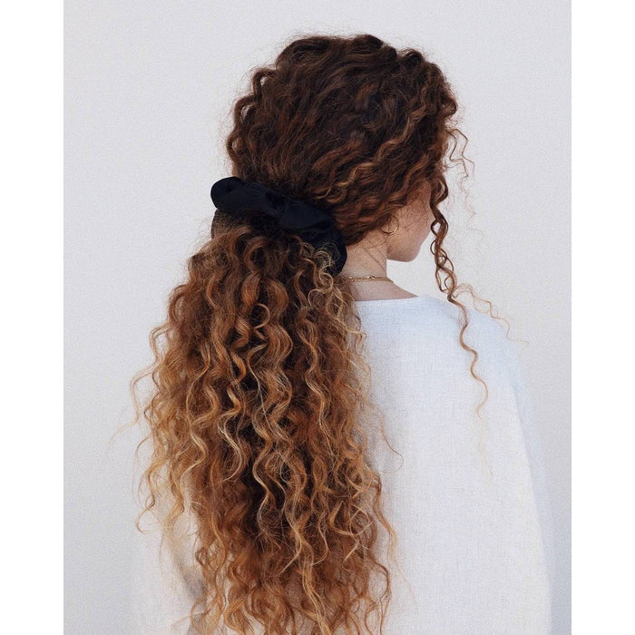 Kristin Ess The Hidden Pocket Scrunchie Hair Elastic