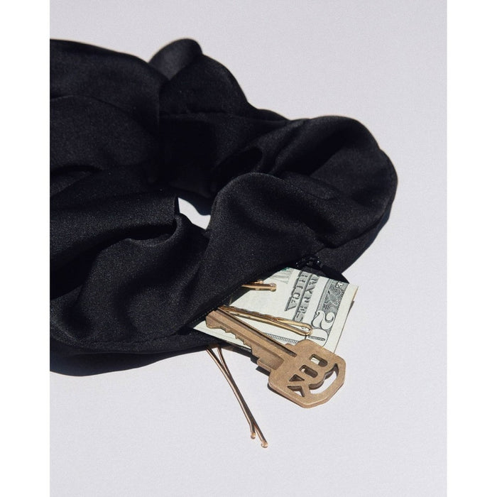 Kristin Ess The Hidden Pocket Scrunchie Hair Elastic