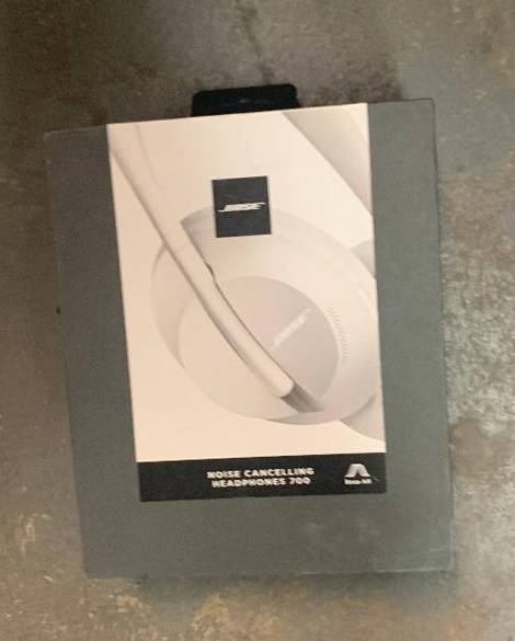 Bose Noise Cancelling Over-Ear Bluetooth Headphones 700 - Silver SEE DETAILS