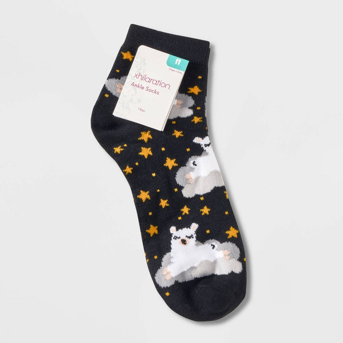 Women's Dreaming Llamas Ankle Socks - Xhilaration™ Black 4-10