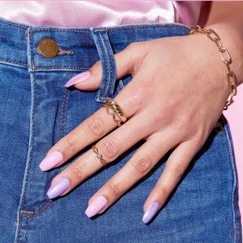 L.A. Girl Luxe Shine Fave Artificial Nail - Total Vibe Barbie- 28pc *BRAND NEW*