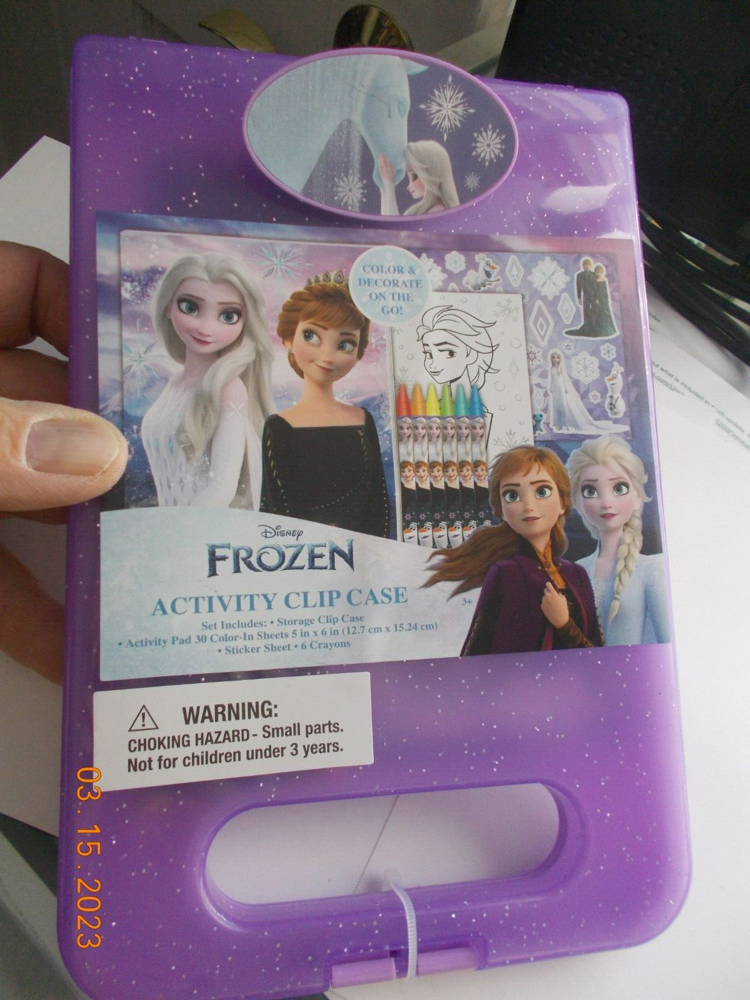 New Disney Frozen Activity Clip Case with Clip, Activity Pad, Stickers, Crayons