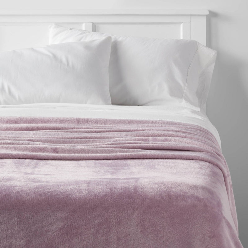 Twin/Twin XL Recycled Polyester Throw Blanket Lavender - Room Essentials™