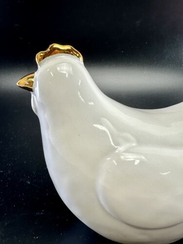 NEW Crescent Enterprise Co., LTD Farmhouse Ceramic Hen Figurine