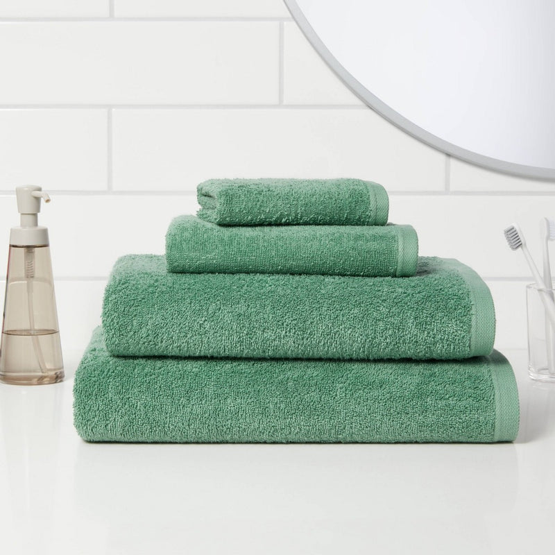 Oversized Everyday Bath Towel Light Green - Room Essentials™