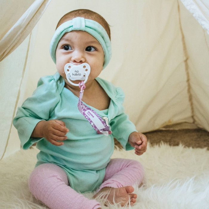 Ulubulu 2pk Pacifiers 6-18 Months - No Hablo & Que Pasa