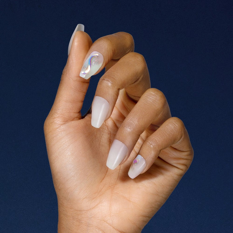 KISS Products Gel Fantasy Allure Fake Nails - Band of Color - 31ct