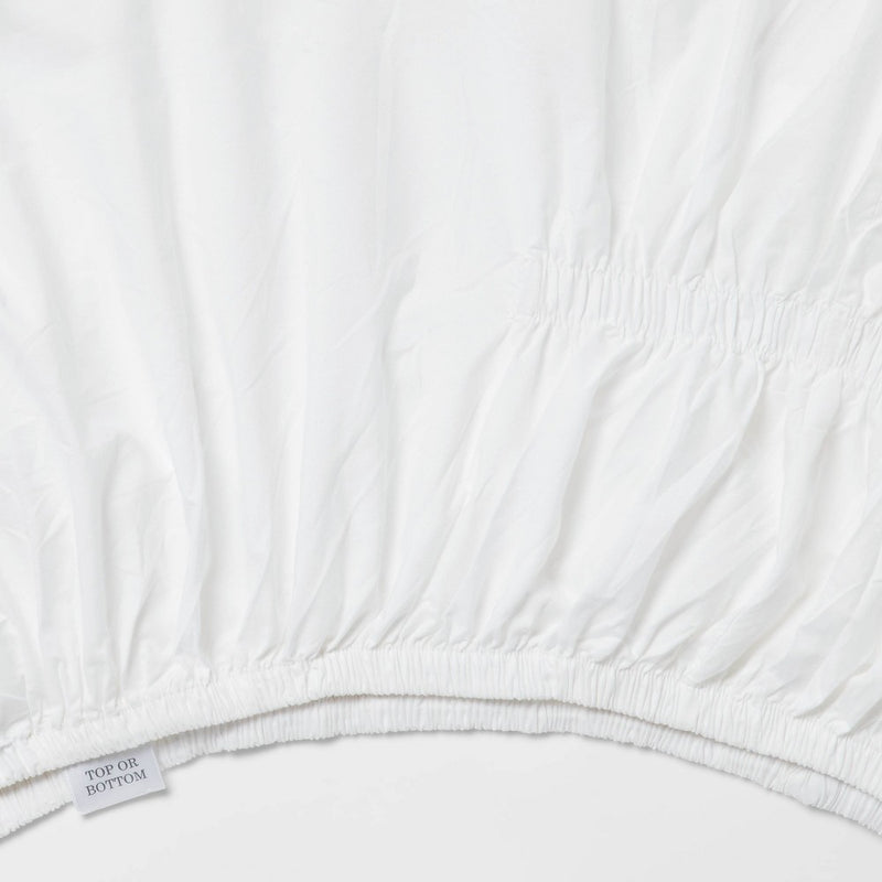 Full 300 Thread Count Ultra Soft Fitted Sheet White - Threshold