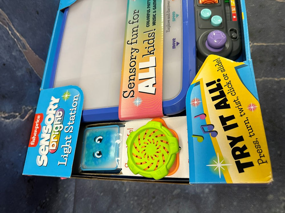 Fisher-Price Sensory Bright Light Station Electronic Learning Activity Table