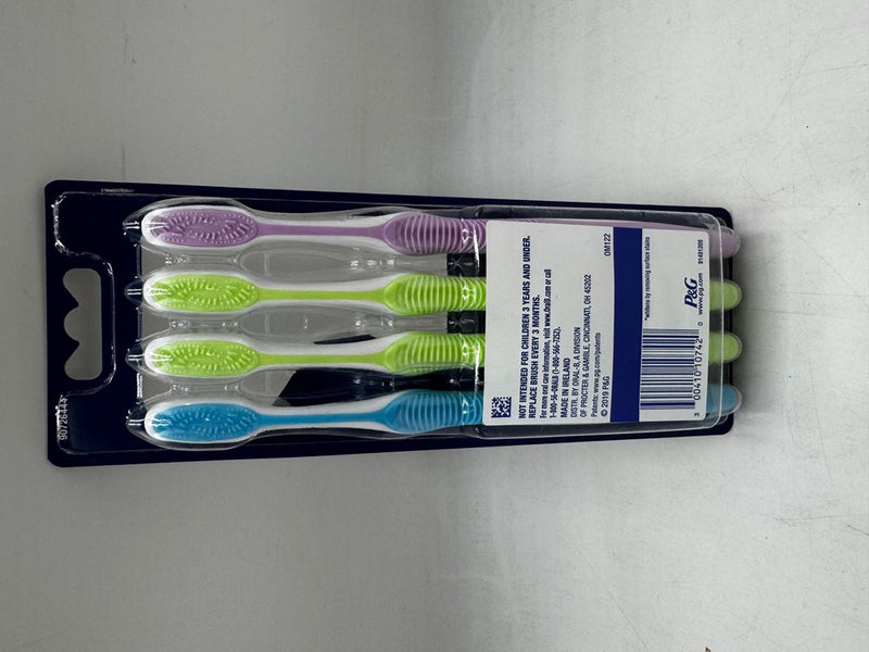 Oral-B Vivid Whitening Toothbrush - 4ct STYLES MAY VARY