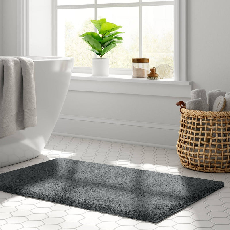 21"x34" Bath Rug Dark Gray - Threshold Signature