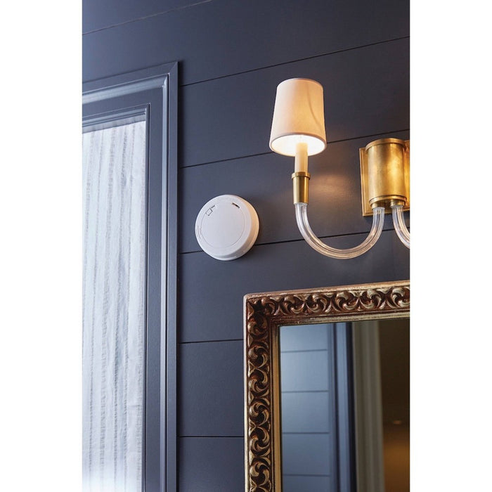 First Alert PR710 10-Year Battery Powered Slim Smoke Detector