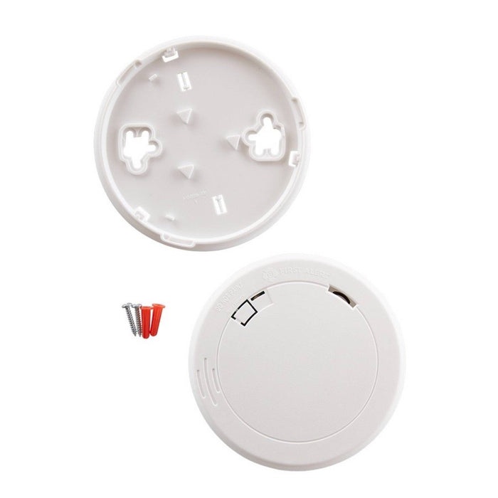 First Alert PR710 10-Year Battery Powered Slim Smoke Detector