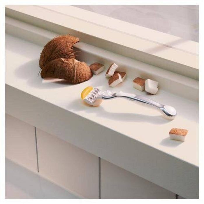 Venus Comfortglide plus Olay Coconut Women's Razor Blade Refills - 6ct
