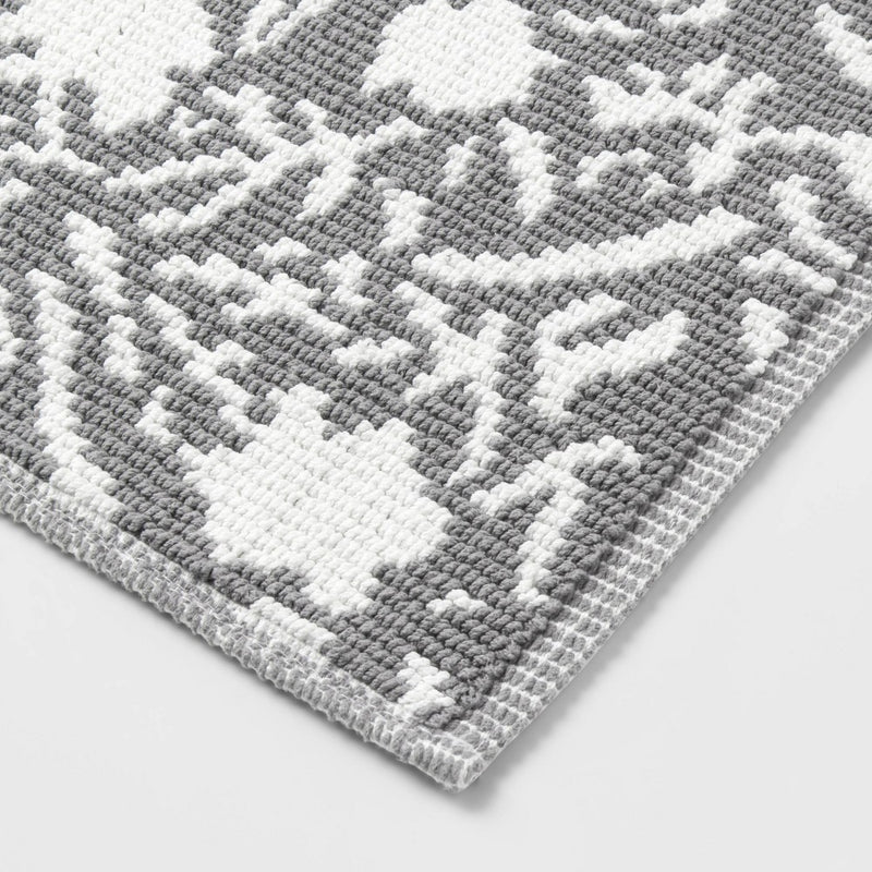 20"x30" Performance Plus Bath Mat Gray Floral - Threshold