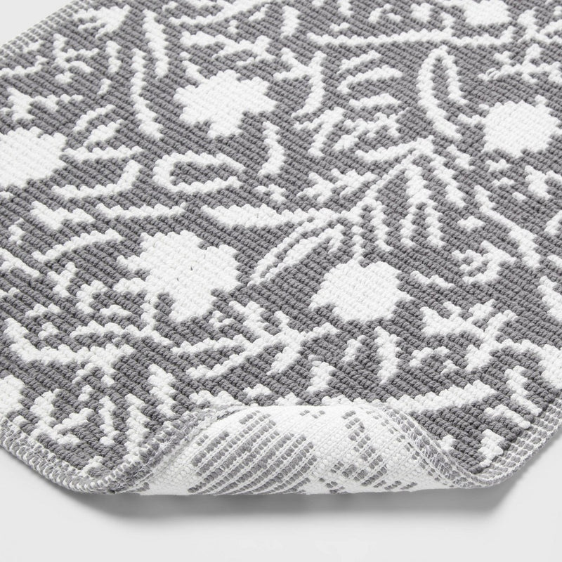 20"x30" Performance Plus Bath Mat Gray Floral - Threshold