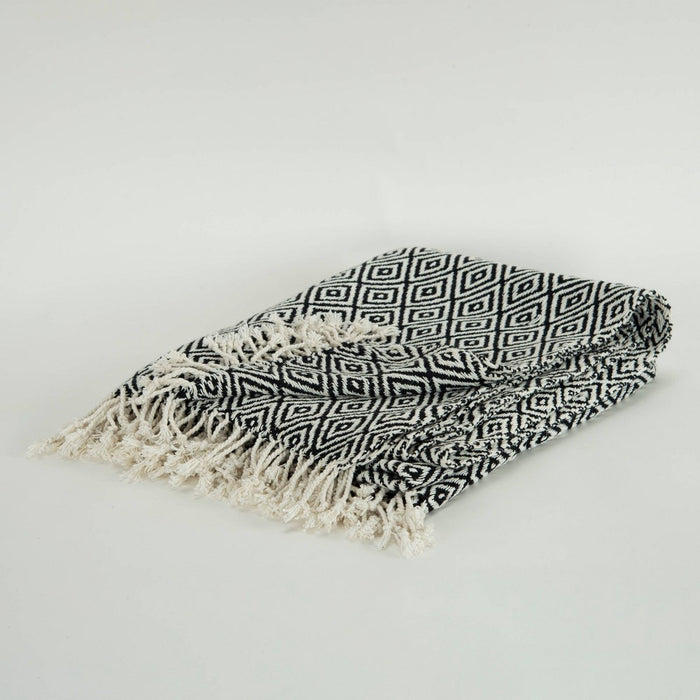 50"x60" Diamond Throw Blanket Ivory/Black - Rizzy Home
