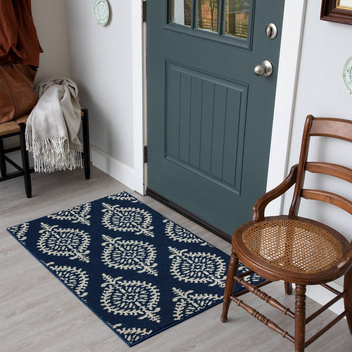 2'6"x4' Paisley Tufted Accent Rugs Indigo - Threshold