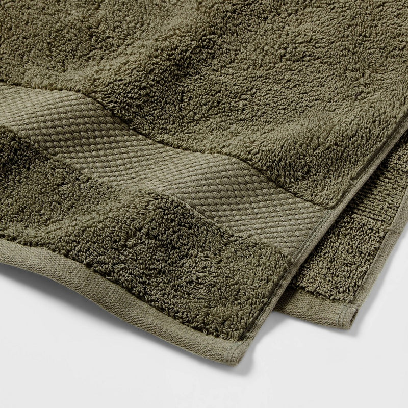 Performance Plus Hand Towel Dark Green - Threshold