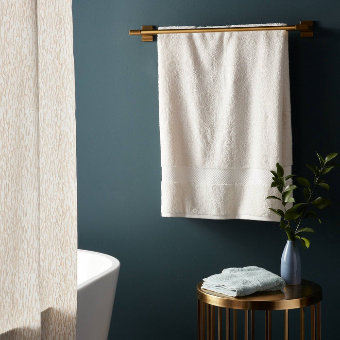 Performance Plus Bath Towel Cream - Threshold