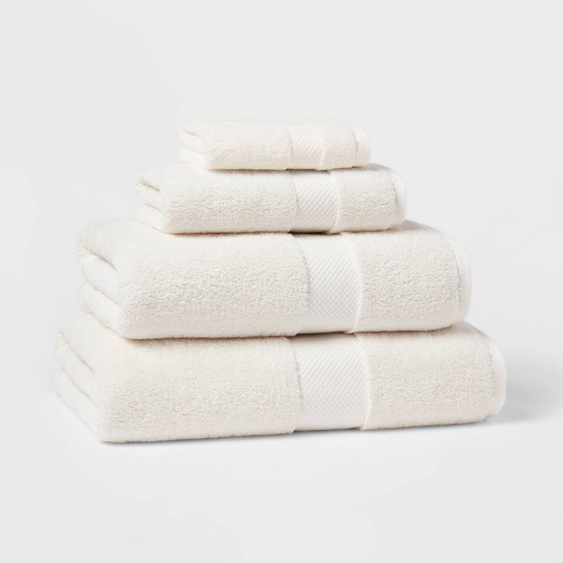 Performance Plus Bath Towel Cream - Threshold