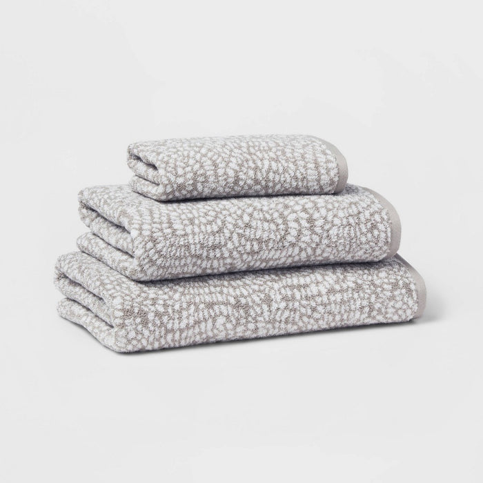 Performance Plus Bath Towel Gray Geo - Threshold
