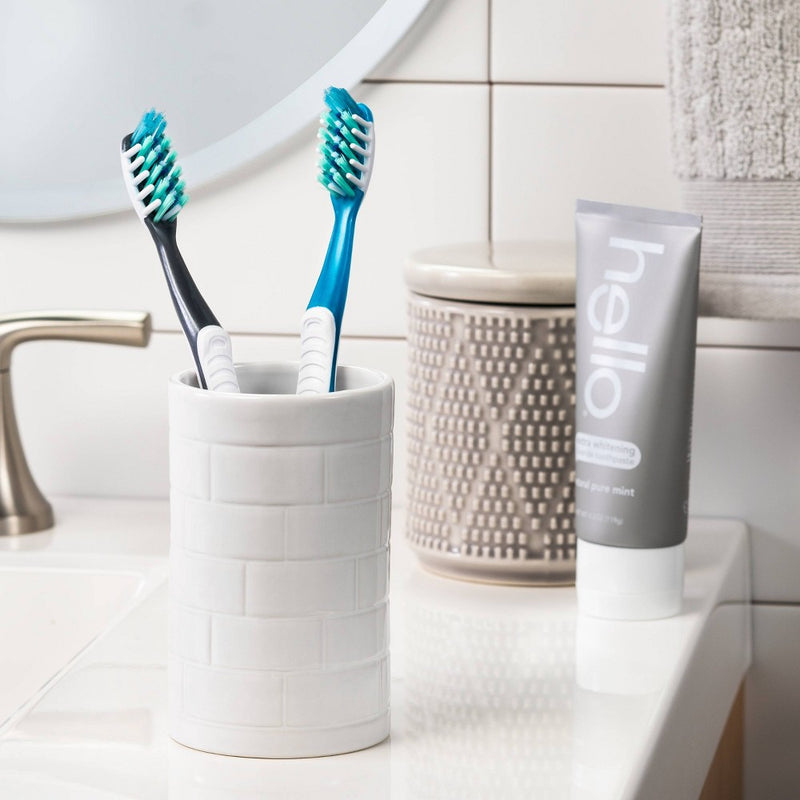 Extreme One Manual Toothbrush - 4ct - up & up