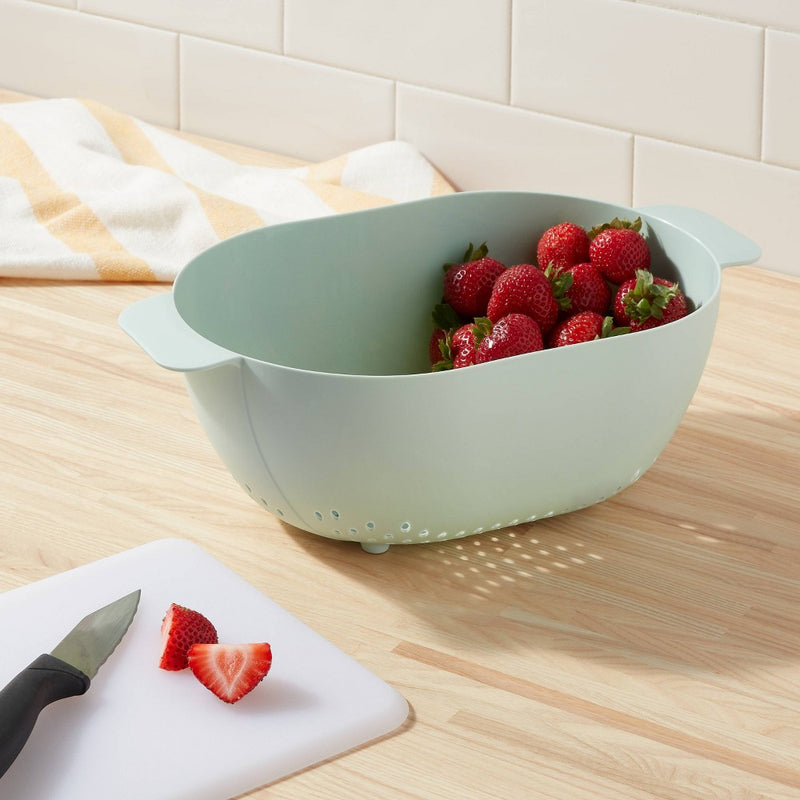 Plastic Colander Mint Green - Room Essentials