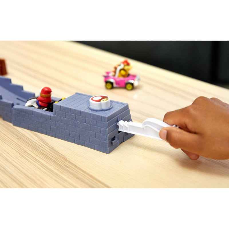 Hot Wheels Mario Kart Boo's Spooky Sprint Trackset