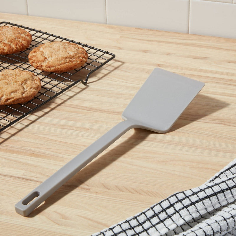 Kitchen Turner Gray - Room Essentials