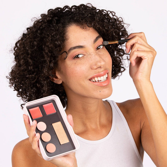 Billion Dollar Beauty Billion Dollar Box - Magnetic Box with Mirror (fits up to 15 makeup pans)