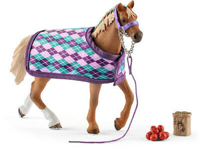 Schleich English Thoroughbred with Blanket Playset