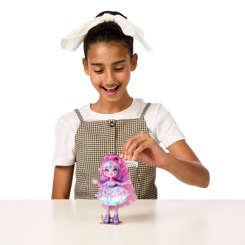 Magic Mixies Pixlings - Unia The Unicorn Pixling