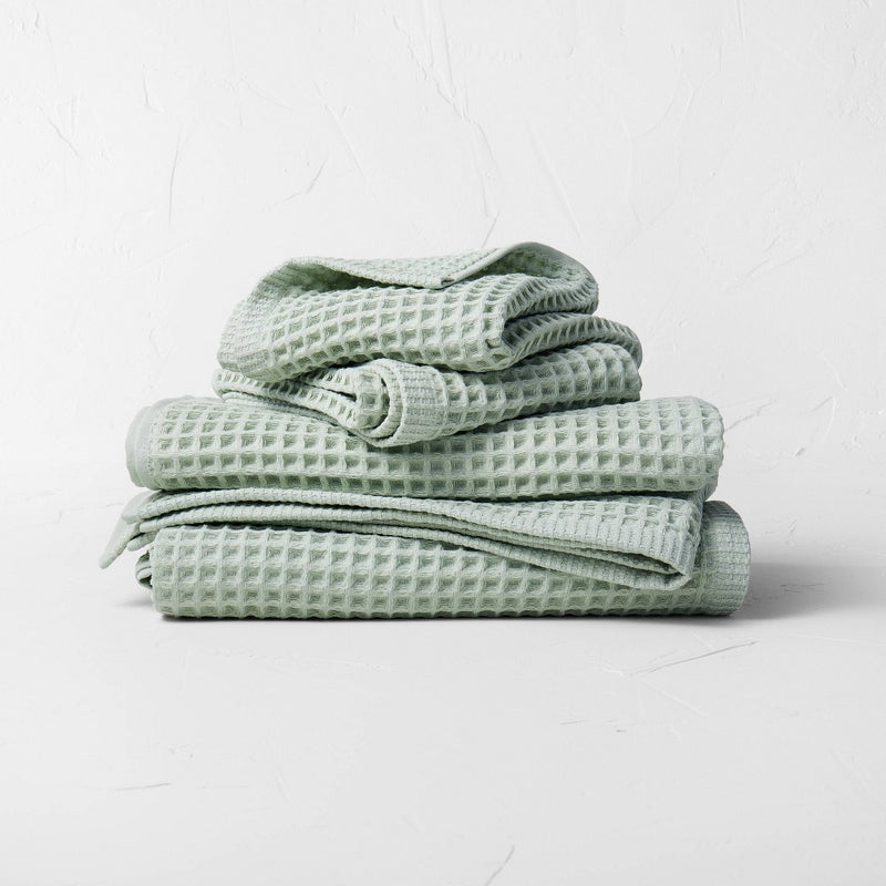 Decorative Waffle Bath Towel Chroma Teal Blue - Casaluna