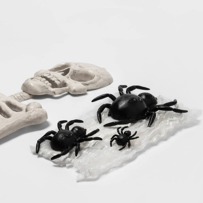 11pc Skeletons and Spiders Halloween Decorative Scene Setter Kit - Hyde & EEK! Boutique