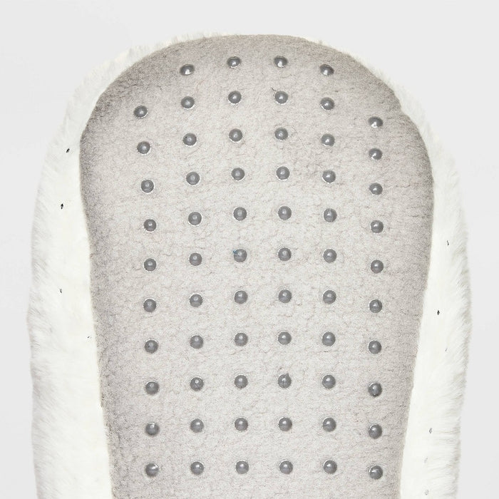 Women's Polar Bear Faux Fur Pull-On Slipper Socks with Grippers - Wondershop White M/L