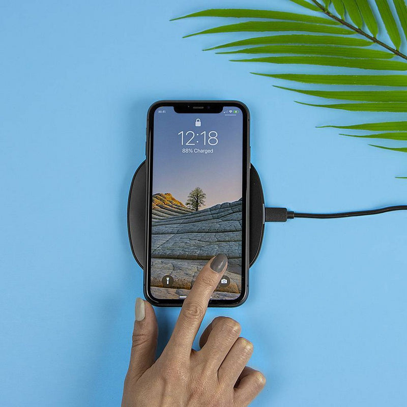 Just Wireless 10W Qi Wireless Charging Pad with 4' TPU Charging Cable - Black