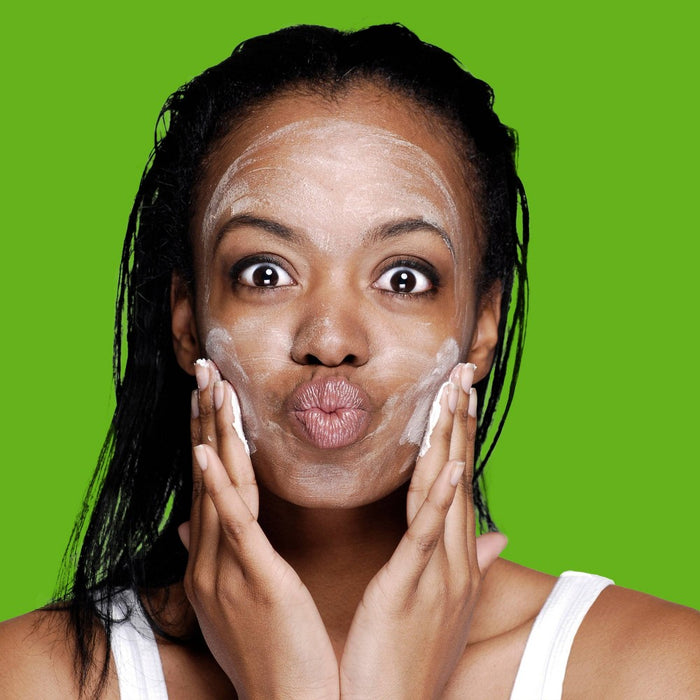 Biore Blue Agave + Baking Soda Balancing Pore Combination Skin Cleanser, Gently Exfoliates Skin - Fresh - 6.77 fl oz