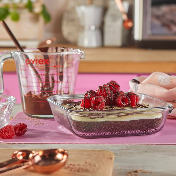 Pyrex 8"x8" Deep Dish Baker