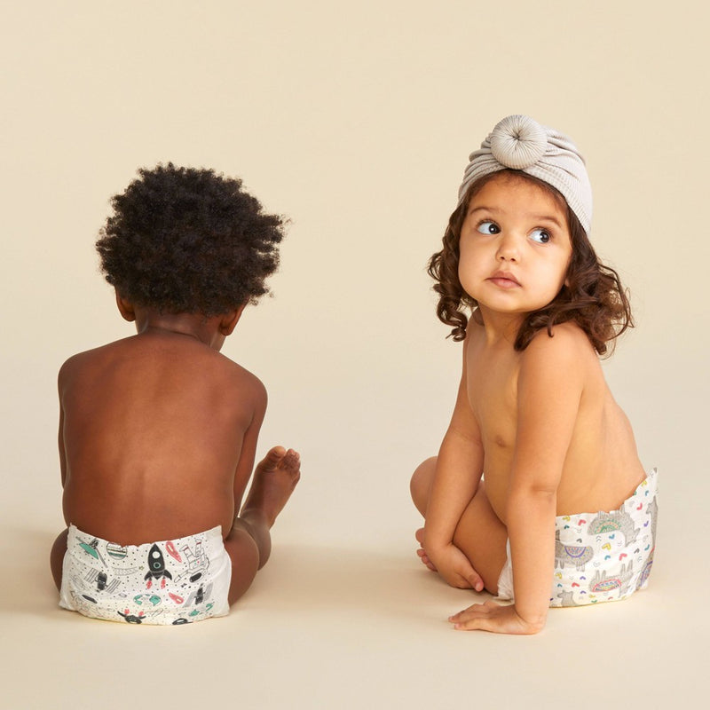 The Honest Company Clean Conscious Disposable Diapers Four Print Pack - Size 4 - 104ct