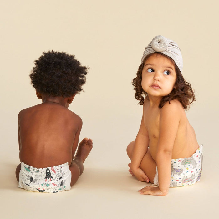 The Honest Company Clean Conscious Disposable Diapers Four Print Pack - Size 4 - 104ct