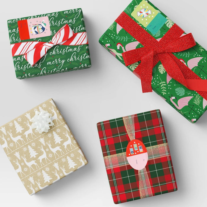 220 sq ft 'Merry Christmas' Gift Wrap Green - Wondershop