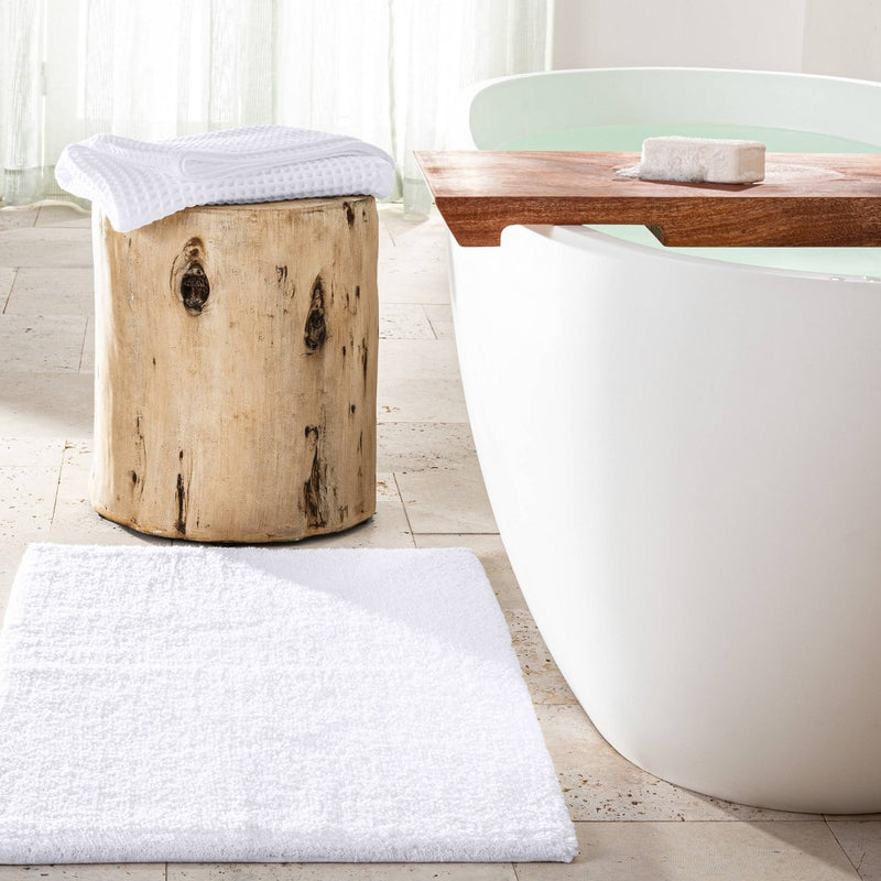 21"x34" Ultra Soft Tufted Bath Rug White - Casaluna