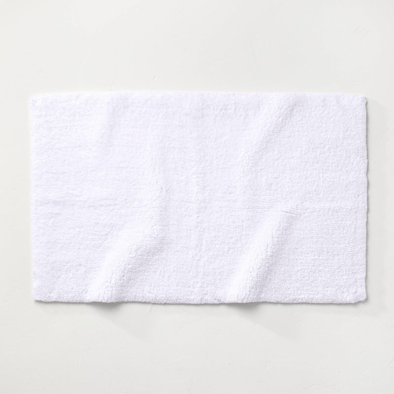 21"x34" Ultra Soft Tufted Bath Rug White - Casaluna